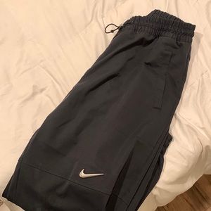 Nike Cargo Sweatpants